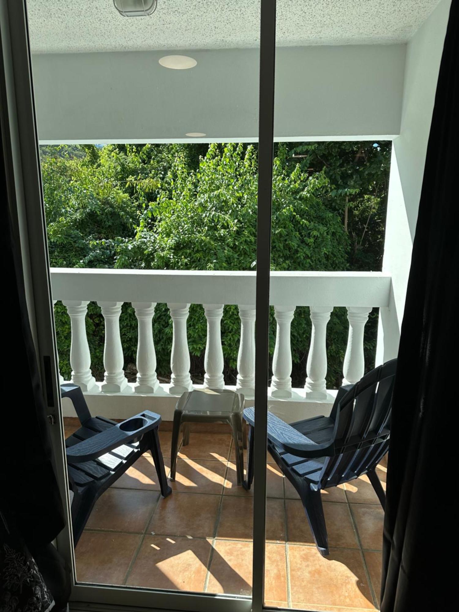 Beachfront Studio Apt W/ Full Kitchen & Pool Isabela Luaran gambar